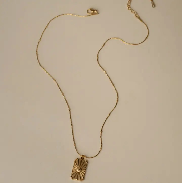 Lila Flower Burst Necklace