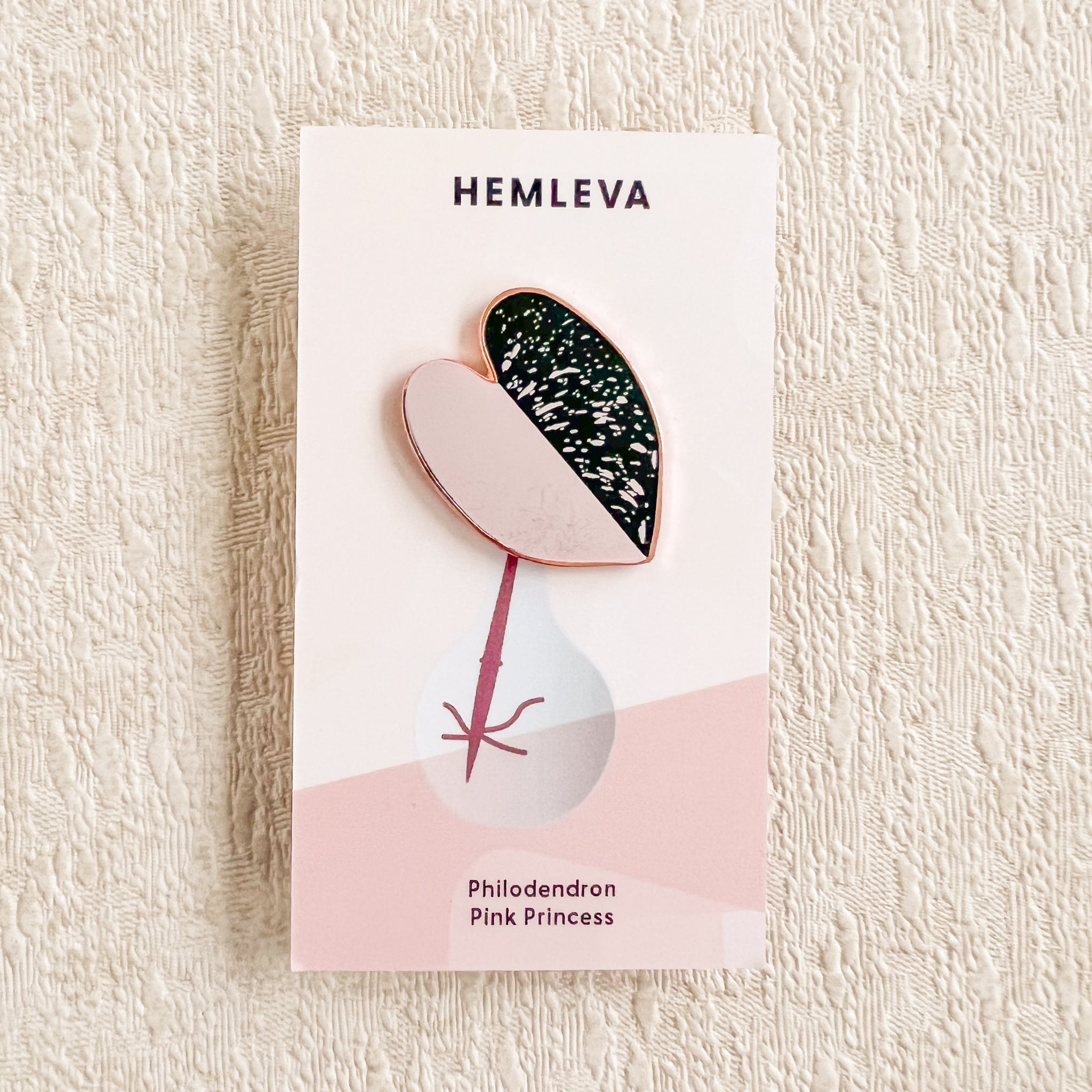Hemleva Flower Pins