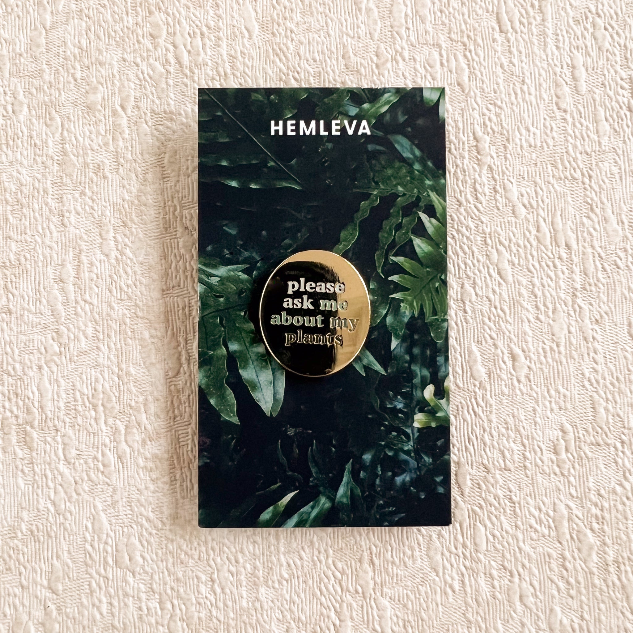 Hemleva Flower Pins