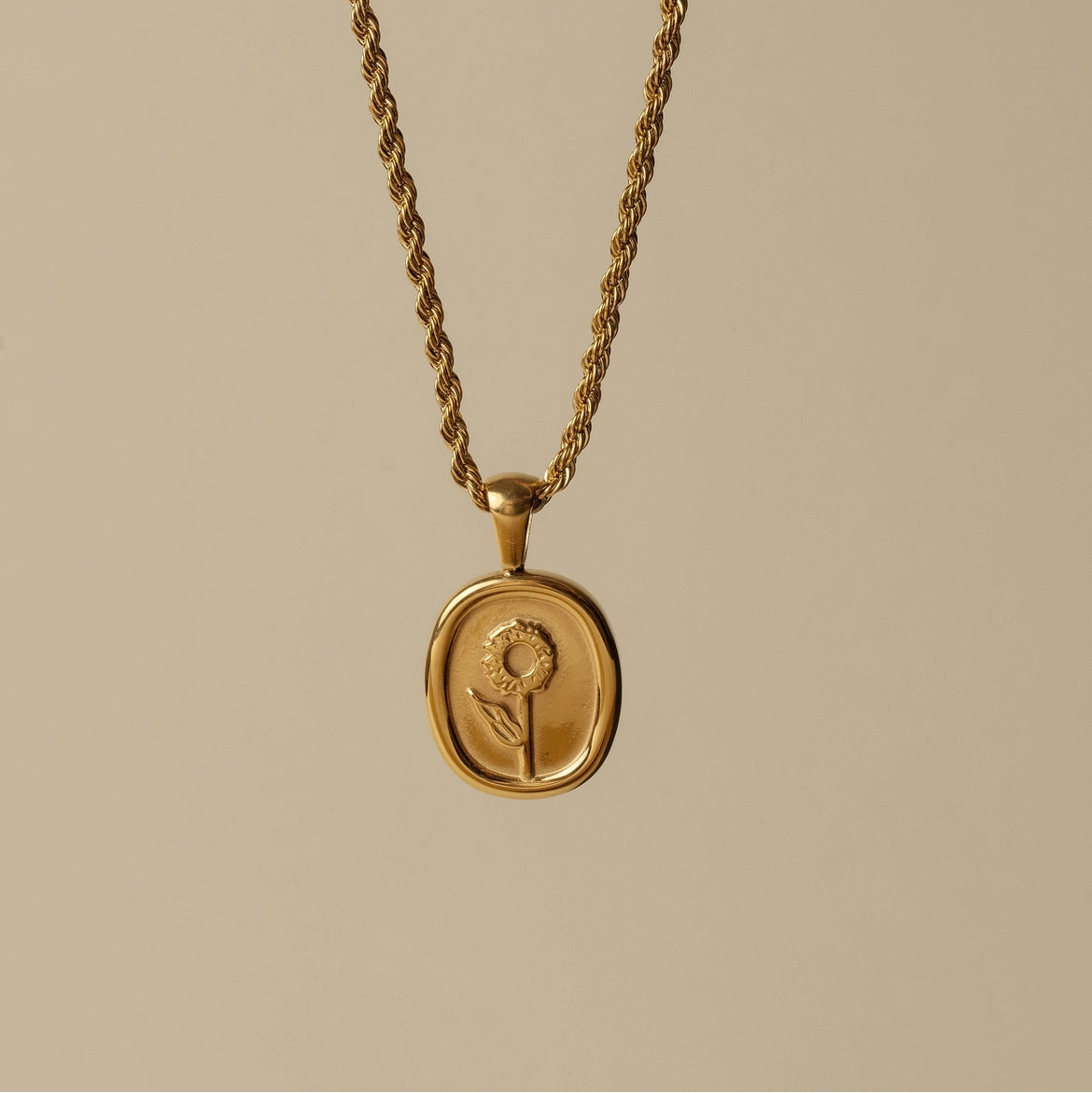 Mia Sunflower Icon Necklace